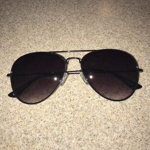 Diff Cruz Aviator Sunglasses w/Case